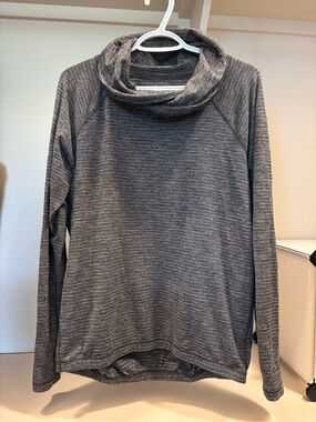 Lululemon Heathered Gray Cowl Neck Longsleeve